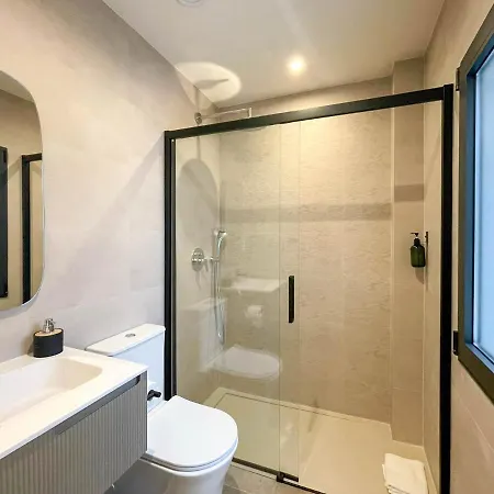 بيت ضيافة San Isidoro Coliving اوفيدو