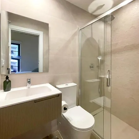 San Isidoro Coliving بيت ضيافة اوفيدو
